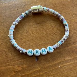 Kendra Scott mama bracelet- magnetic closure